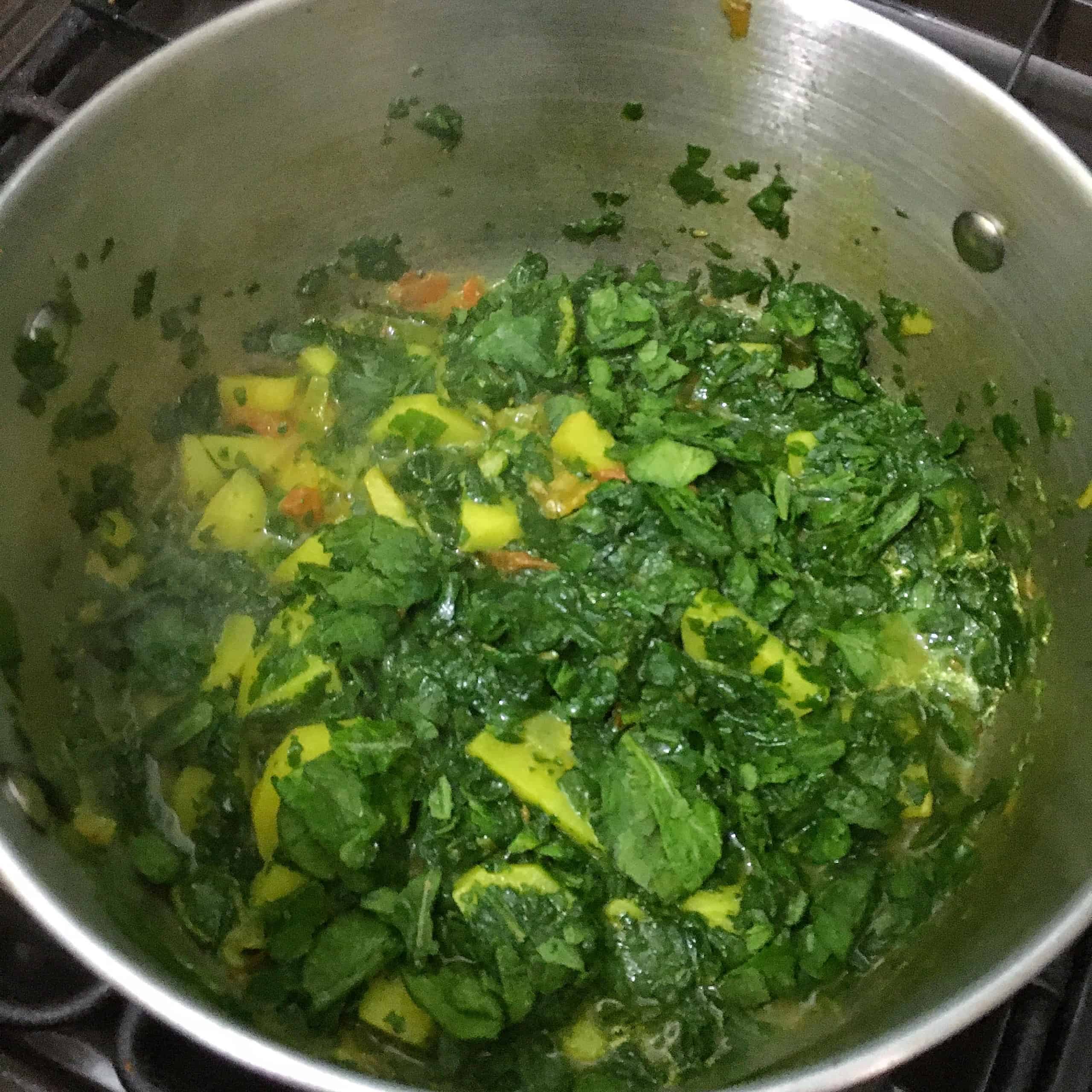 Aloo Palak Recipe - Spinach & Potato Curry